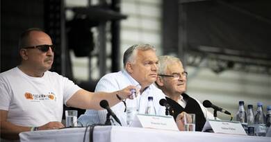 Orbán: Sosem mondtuk, hogy Erdély és Székelyföld román területi egységek