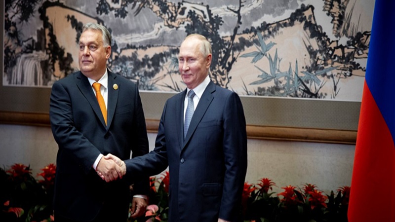 Orbán Viktor miniszterelnök kedden kétoldalú tárgyalást folytatott Vlagyimir Putyinnal, Oroszország elnökével Pekingben - közölte az MTI-vel Havasi Bertalan, a miniszterelnök sajtófőnöke.