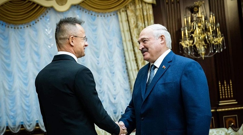 Szijjártó Péter külgazdasági és külügyminiszter Facebook oldalán keresztül tudatta híveivel, hogy Belaruszban, Putyin jobbkezével, Lukasenka Fehérorosz diktátorral tárgyal.