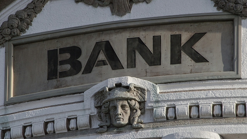 A bankoknál is kezdődik a Black Friday, jóváírásokkal akciózzák a személyi kölcsönöket.