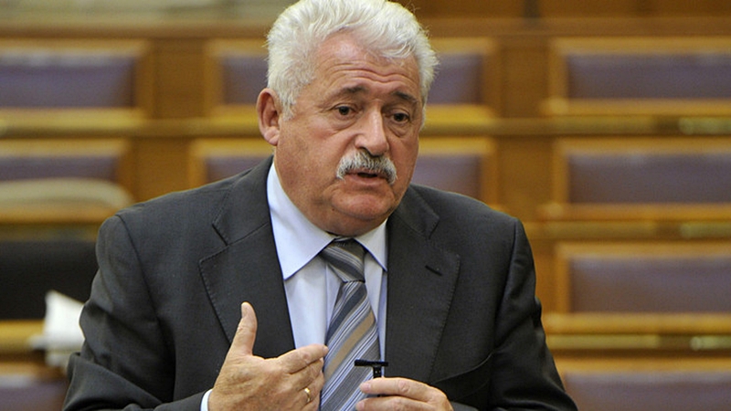Titkolja a kormány, hány vendégmunkás dolgozik Magyarországon.