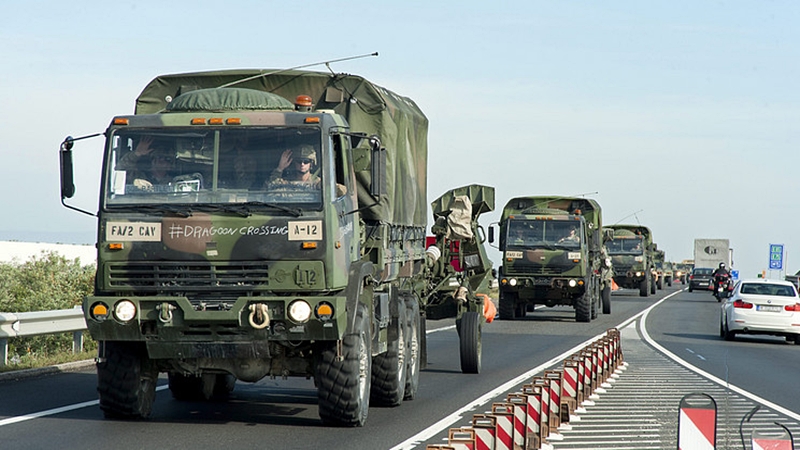 Senki ijedjen meg! Magyarországra jön a NATO: katonai konvojok menetelnek majd több útvonalon is