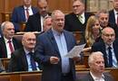 Kósa Lajos a parlament hétfői ülésén arról beszélt, hogy a teljes ellenzék migránspárti állaspontot képvisel és ha rajtuk múlna, Magyarország ugyanolyan helyzetben lenne, mint Belgium, Franciaország vagy Németország.
