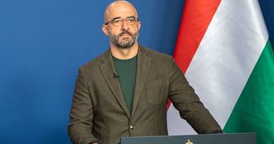 Kovács Zoltán szerint Brüsszel megtámadta a nemzeti konzultációt.