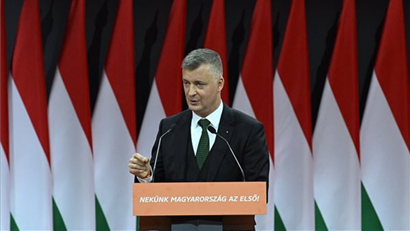 Kocsis Máté akkora hülyeséget mondott, hogy az már nekünk fáj – Hatalmas a képzavar a fideszes fejekben 2 Kubatov szerint Budapesten minden a káosz felé tart: 204 nap múlva véget lehet vetni a rémálomnak