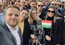 A fideszes lakájmédia szerint a románoknak drukkol a Momentum, mert a magyaroknak gratulált.