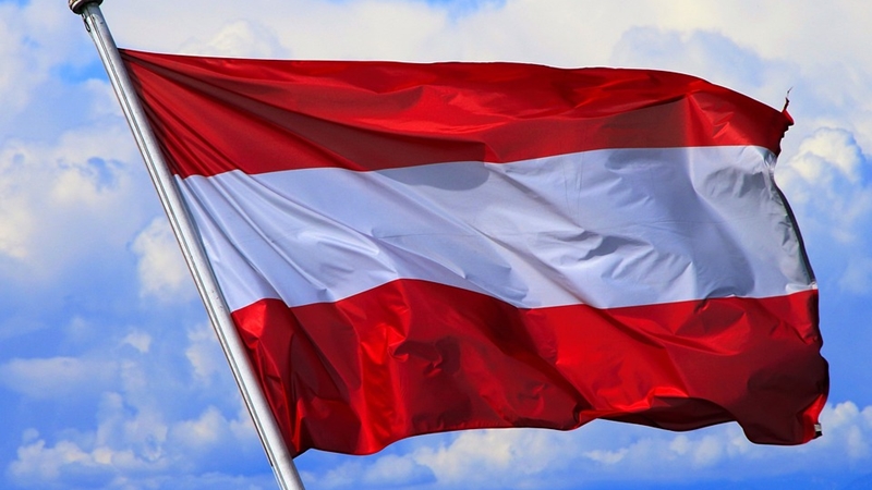 Nem, hogy utolértük volna Ausztriát, de lehagyott minket Románia