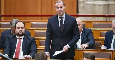 Hollik István minden európai vezetőt felszólított: szerinte más érdekeit képviselik, és a háborút éltetik