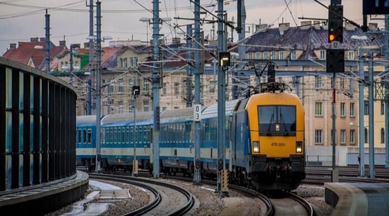 230 perc késéssel értek Budapestről Sopronba a MÁV utasai