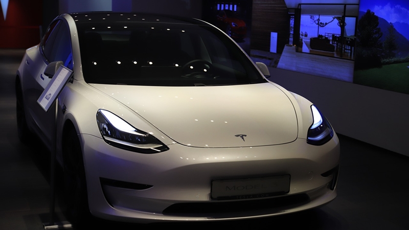 Hoppá! Nagyot bukhat a Tesla az USA-ban