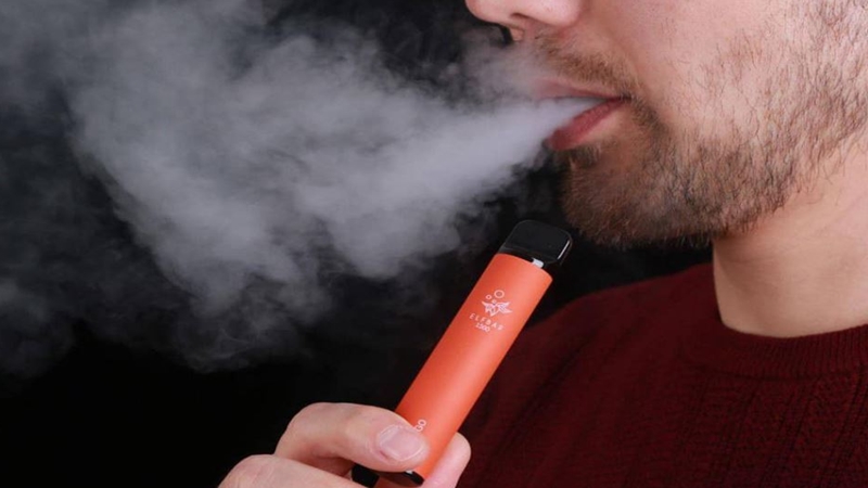 Hatósági szigor és többmilliós bírság vár a fiatalok veszélyeztetőire