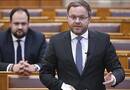 Orbán Balázs komoly arccal: A Fidesz-frakció az nem egy szavazógyár