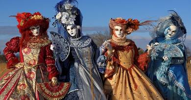 Velencében megkezdődött a karnevál