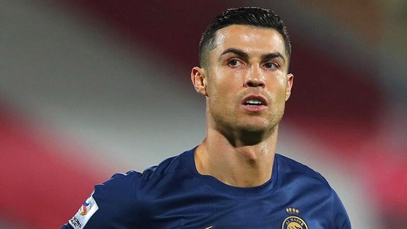 Obszcén gesztus miatt vizsgálat indult Cristiano Ronaldo ellen