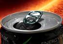 Orbánék betiltanák az energiaitalt