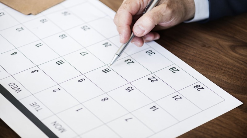 Jövőre négy hosszú hétvége lesz, de bukunk két ünnepnapot, amik szombatra esnek