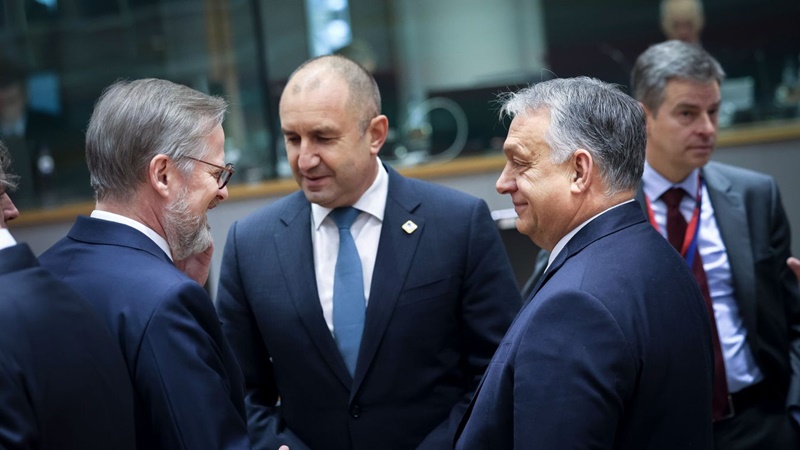 EU-csúcs - Megkezdődött az uniós csúcstalálkozó, középpontban Ukrajna pénzügyi támogatása áll