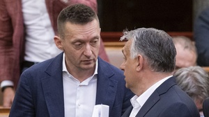 Orbán Viktor és Rogán Antal is reagált Magyar Péter állításaira | Közbeszéd
