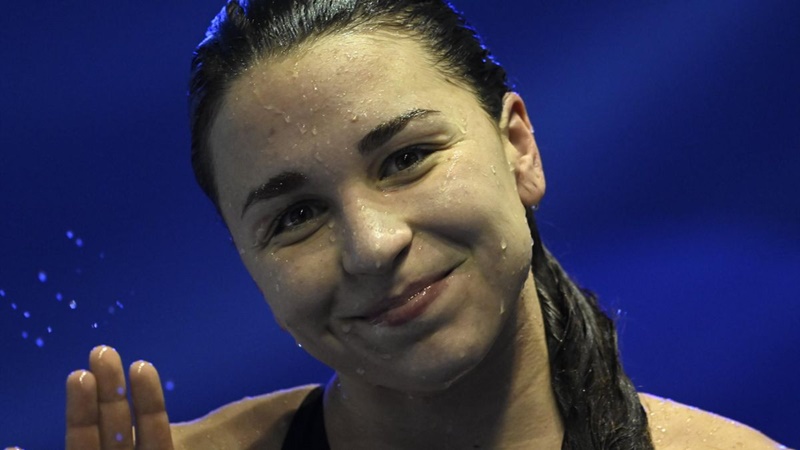 Vizes Eb - Késely Ajna aranyérmes 400 méter gyorson