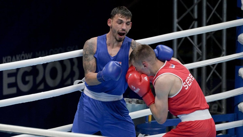 Kovács Richárd remekelve negyeddöntős az ökölvívótornán