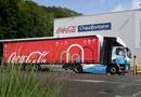 A Coca-Cola teszteli a Toyota melléktermékként tiszta vizet kibocsátó hidrogén üzemanyagcellás teherautóit
