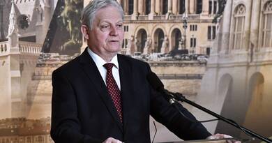 Tarlós szerint a Fideszben „voltak, akik tudták, hogy végül Vitézyt fogják támogatni”