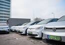Meglépték! Teljesen elektromosra cseréli járműflottáját az Erste