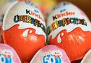 Kiderült! Ezt nézd meg a Kinder Tojás csomagolásán és megtudod mi van a belsejében