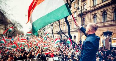 Komoly bejelentést tett Magyar Péter: erre számíthatnak a rendőrök és az ügyészek