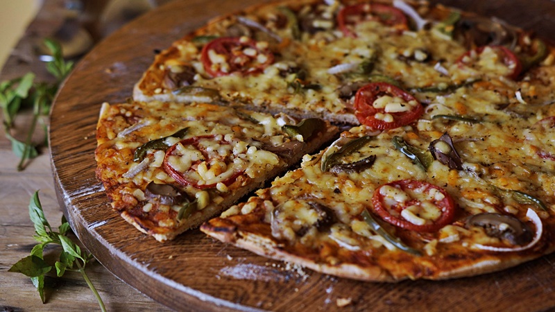 Hatalmas őrület világszerte ez a 10 perces pizza