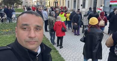 Egerben tüntet a Momentum a gyülekezési törvény szigorítása ellen
