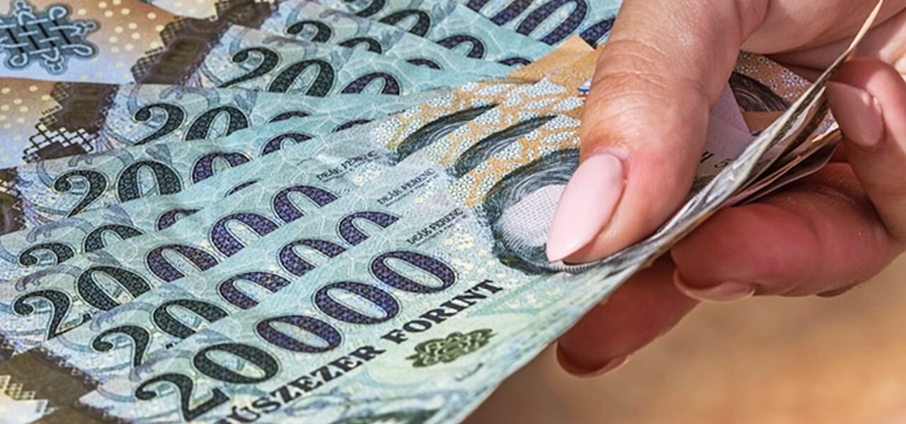 Megvan a dátum: május 12-én érkezik a pénz a bankszámládra