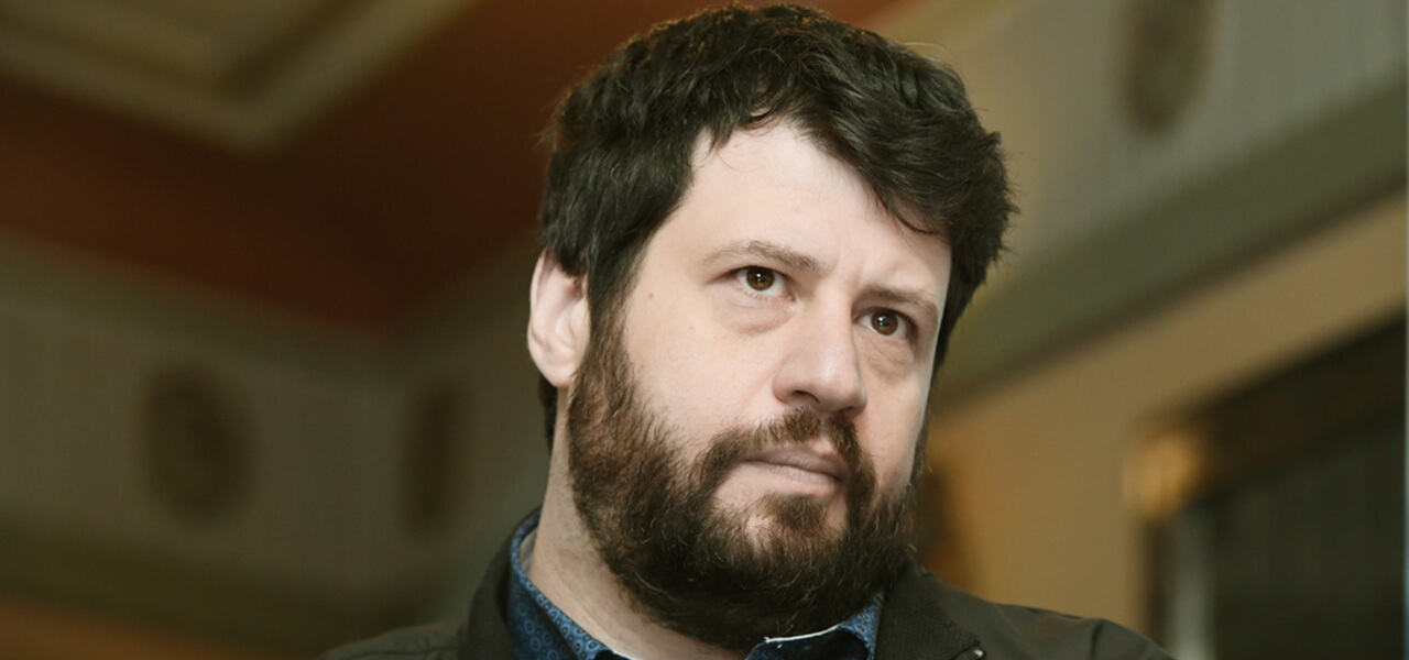 Puzsér Róbert szembekerülhet Hont Andrással: jön a mindent eldöntő vita?