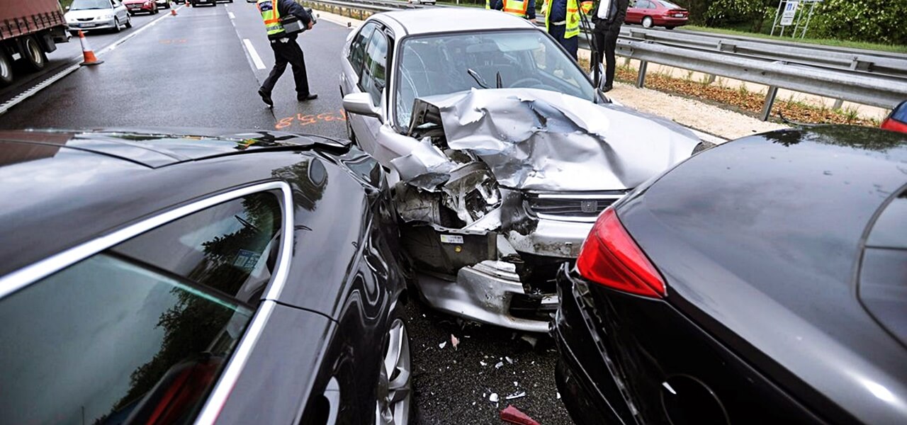 Óriási káosz az M0-áson: két baleset teljesen megbénította a forgalmat