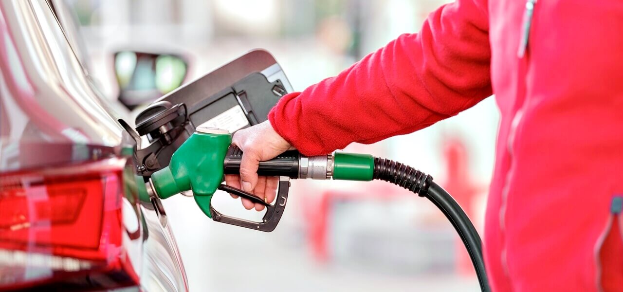 Szokatlan trend a kutakon: a benzin megmakacsolta magát, de a dízel tovább zuhan!