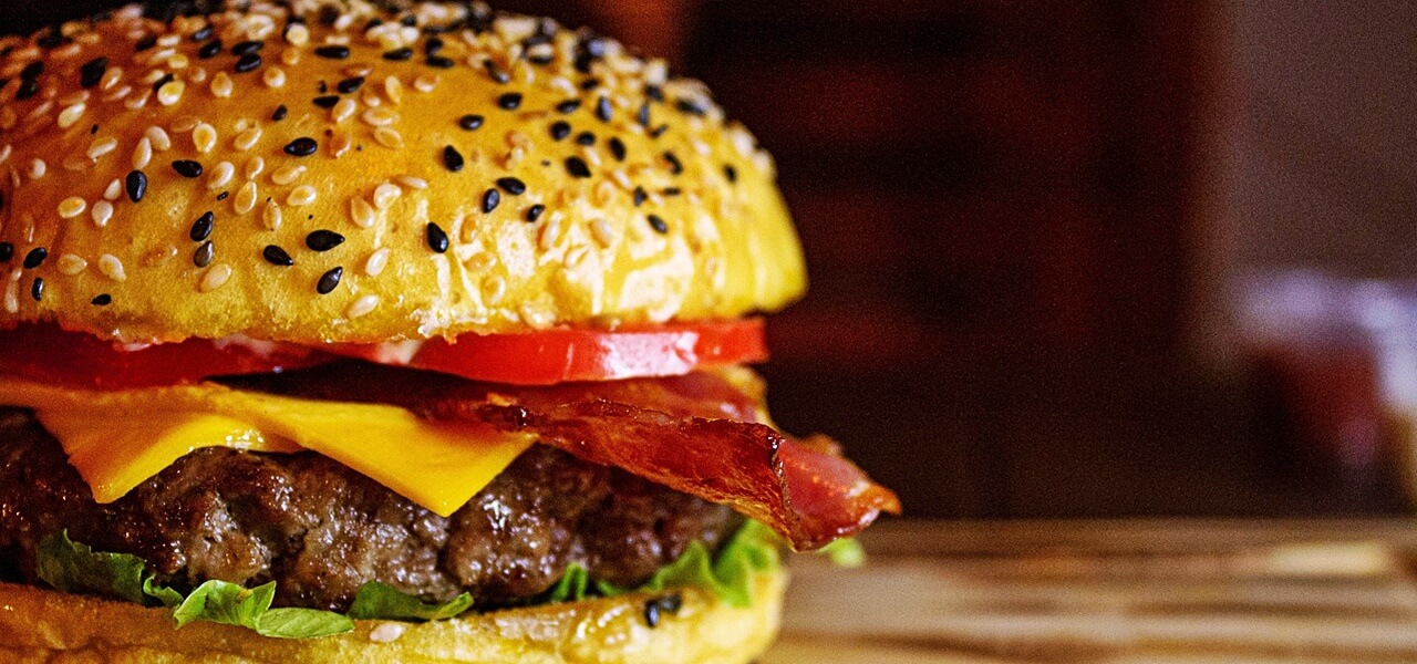 Hihetetlen, mit találtak a hatóságok a népszerű gyorsétteremben – mindenki erről beszél