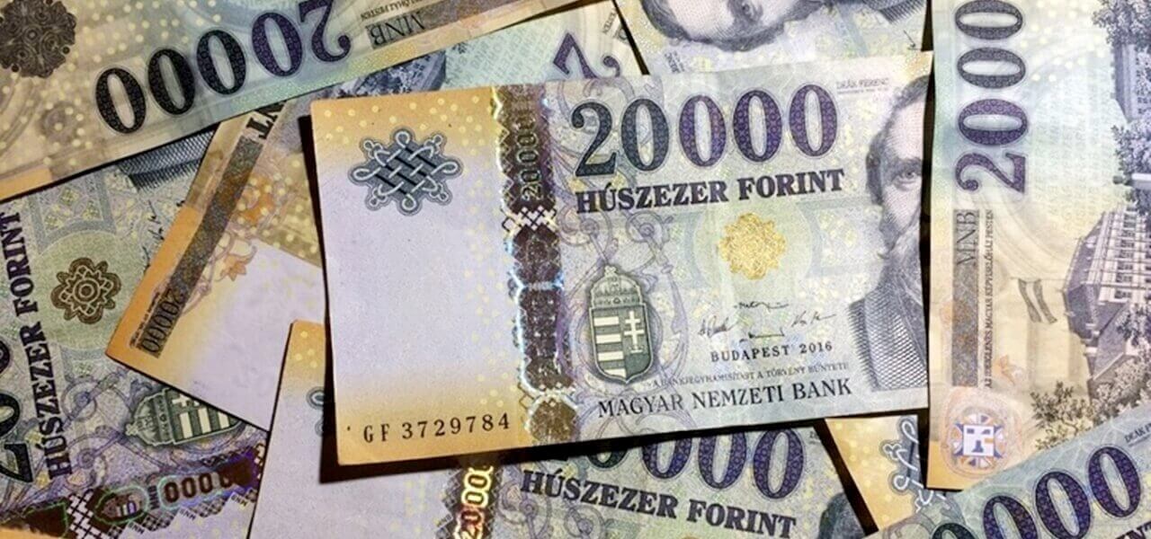 Eleged van a banki díjakból? Itt a törvény, ami mindent megváltoztathat!