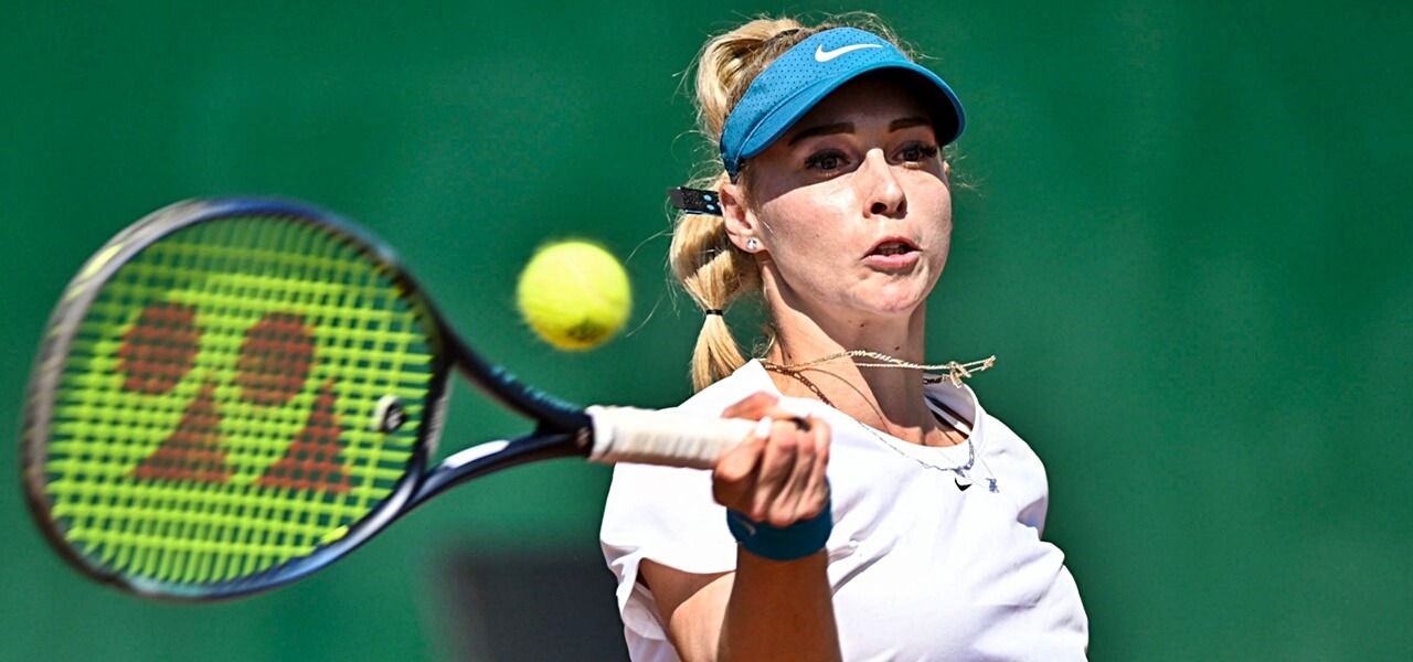 Pekingi tenisztorna - Stollárék nyolc között párosban