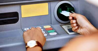 Rengeteget spórolhatsz, ha ezt tudod: így kerüld el a brutális ATM-díjakat!