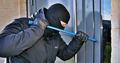 Halottak napján csapnak le leggyakrabban – ezekkel a trükkökkel dolgoznak a betörők