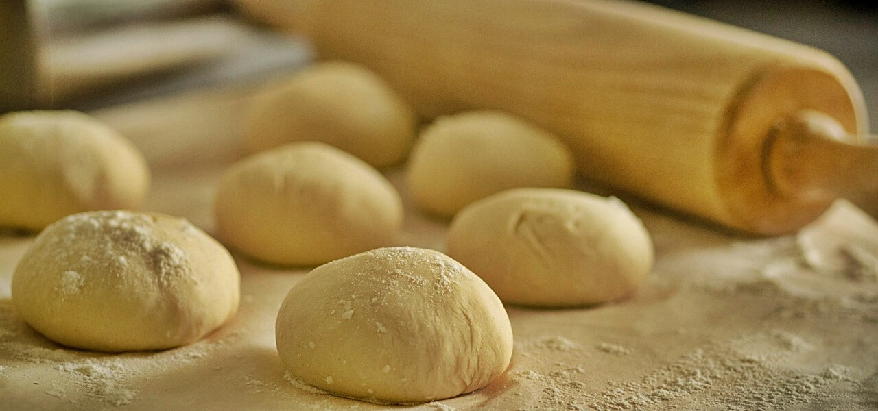 Ez a tökéletes kelt tészta titka: puha, illatos és omlós