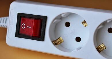 3 eszköz, amit soha ne húzz ki a konnektorból