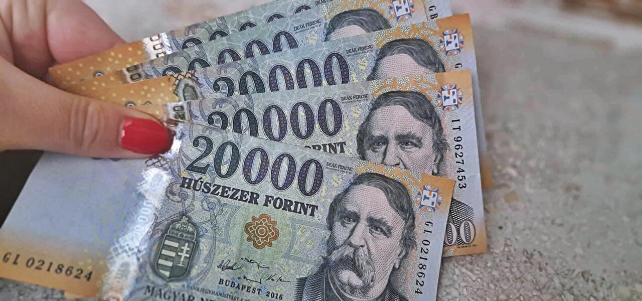 Hatalmas nyugdíjemelés jöhet – Itt a kalkulátor, nézd meg mennyit kapnál