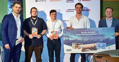 Anyukától nyugdíjasig: sokaknak lehet rémálom a netezés