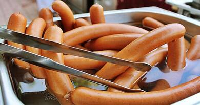 Ne tedd forró vízbe és ne mikrózd: így készül a tökéletes virsli