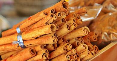 Ezért kerül fahéj a profik felmosóvizébe: briliáns trükk, amit érdemes kipróbálni