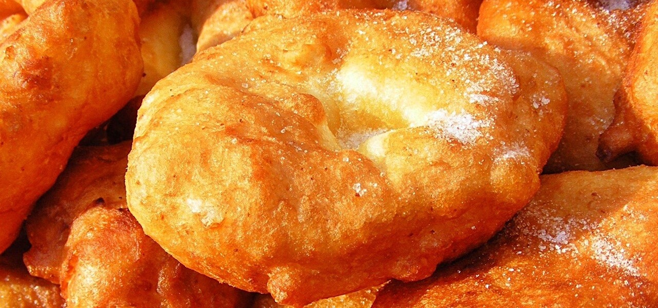 Így készíts házi fánkot lépésről lépésre – puha, illatos, ahogy a nagyi csinálta