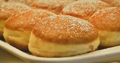 A nagymamám titka, amit eddig nem árult el: így lesz a fánk szalagos és pillekönnyű