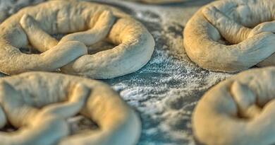 A pékségek féltve őrzött titka leleplezve: így lesz ropogós kívül, puha belül