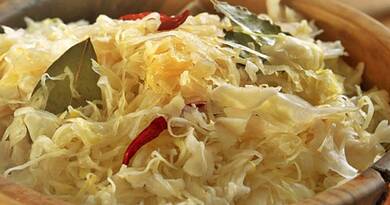 A vecsési asszonyok elárulták a recept titkát: így lesz tökéletes a savanyú káposzta